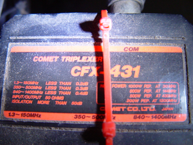 Comet CFX-431A Triplexer